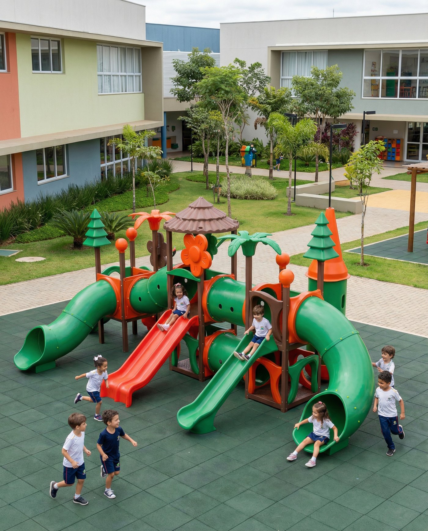 Playground instalado em escola